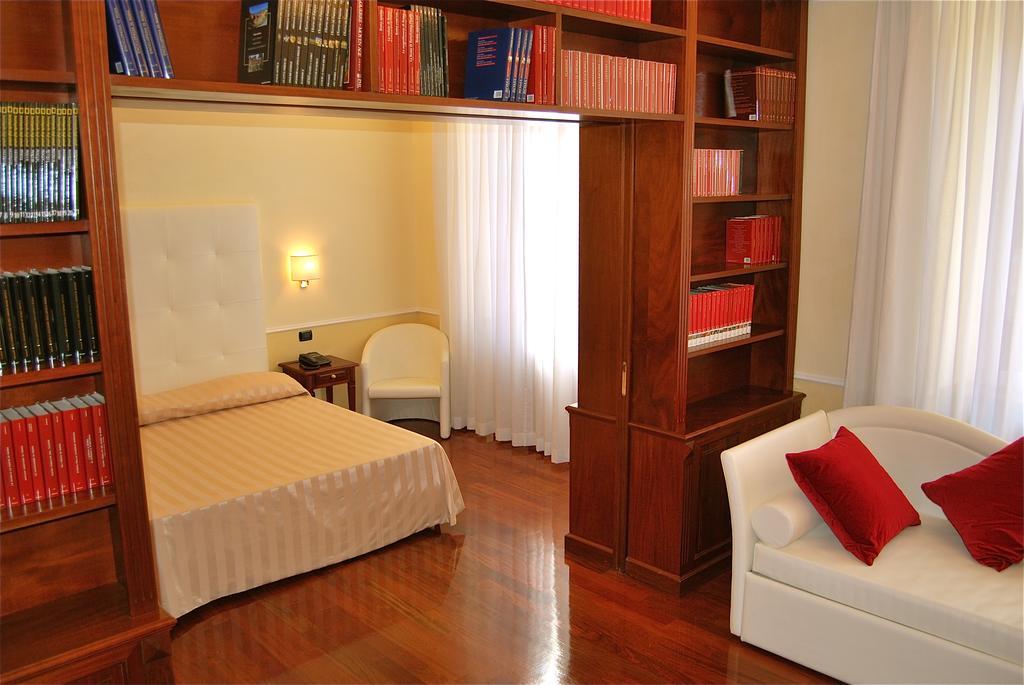Ludovisi Luxury Rooms Roma Exterior foto